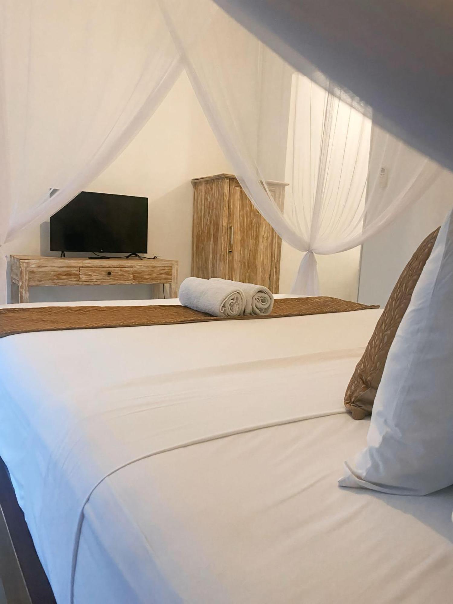 Kubu Mini Guest House Canggu Extérieur photo